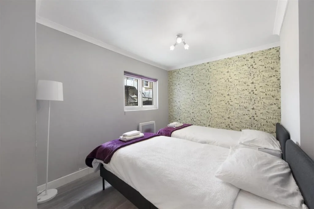 2 bedroom flat for rent