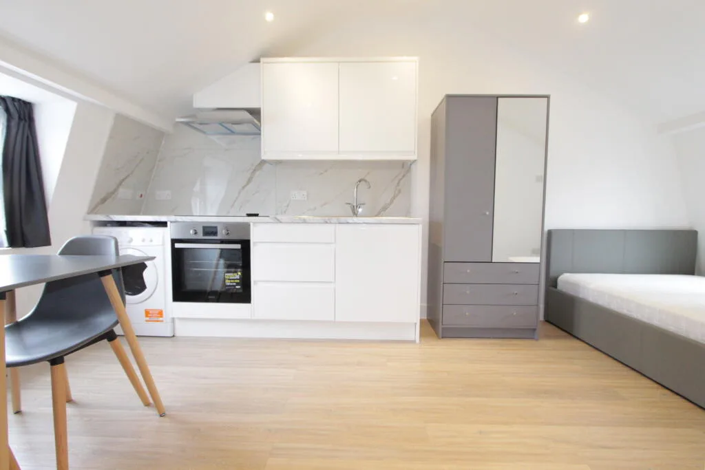 Studio flat for rent