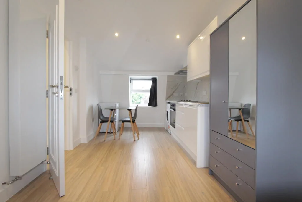 Studio flat for rent