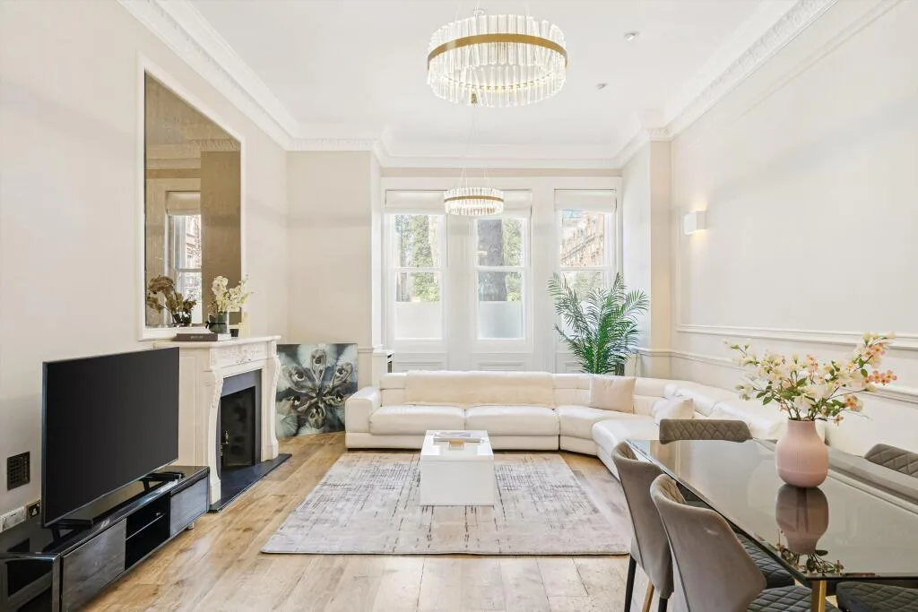 3 bedroom flat for rent