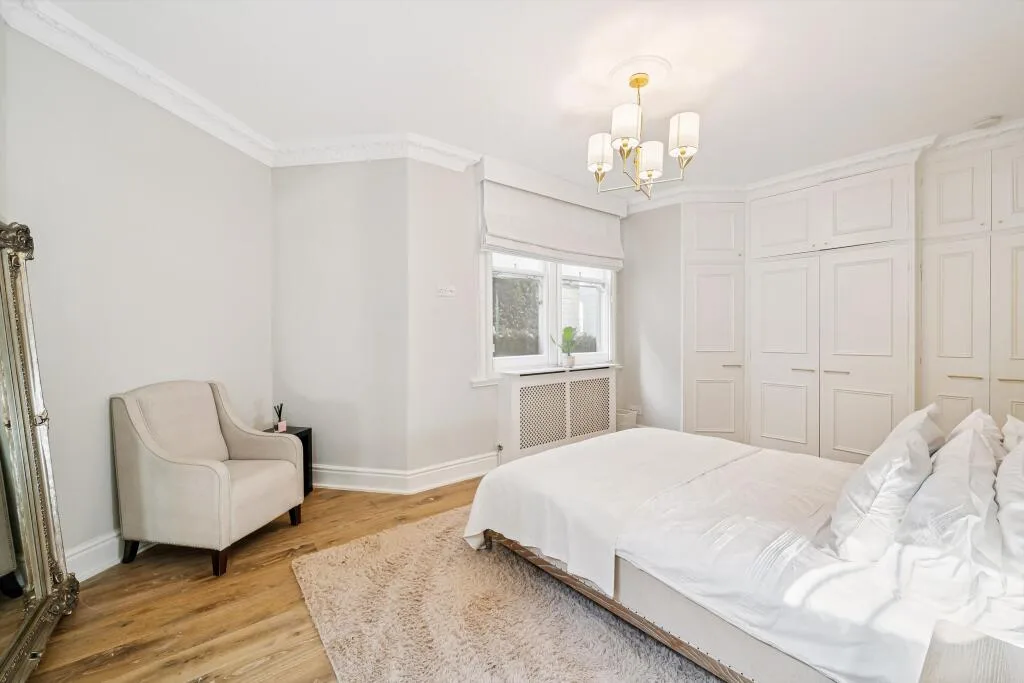 3 bedroom flat for rent