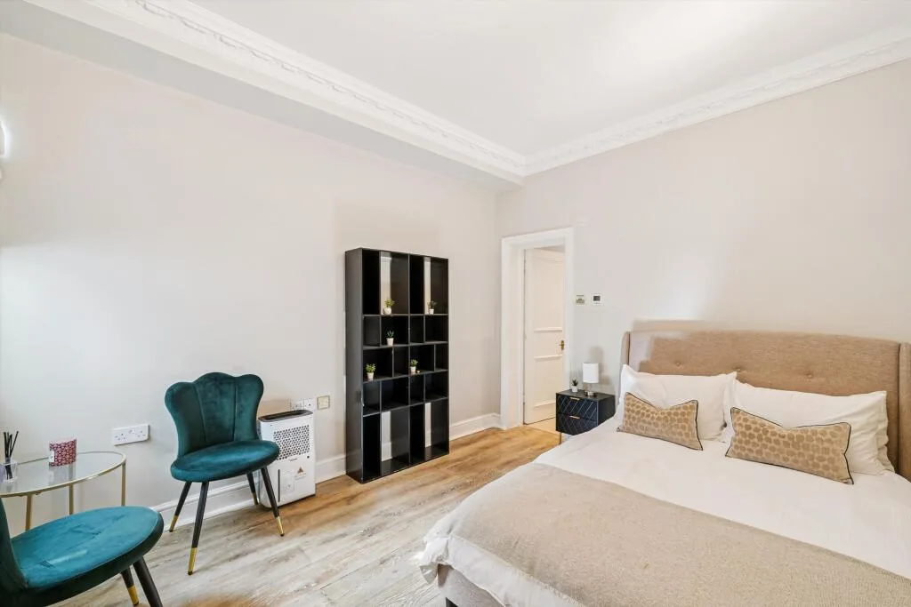 3 bedroom flat for rent