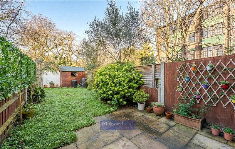 2 bedroom semi-detached house for rent