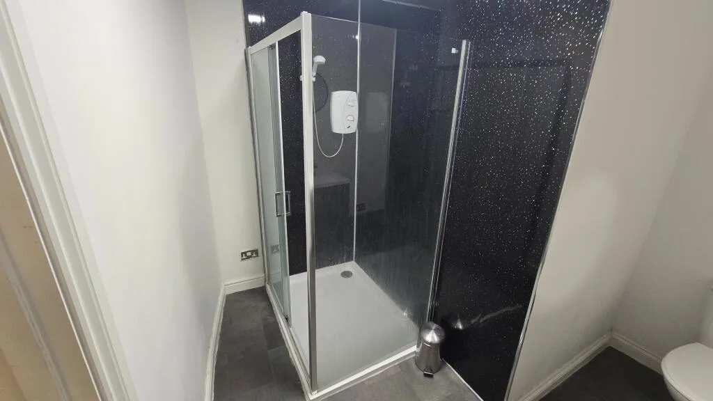 3 bedroom semi-detached house for rent