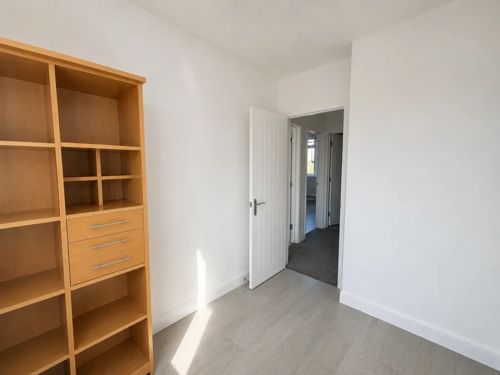 3 bedroom semi-detached house for rent