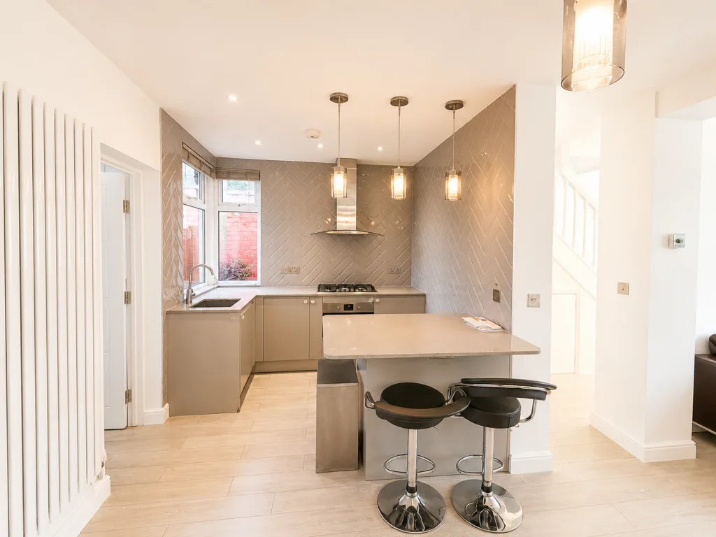 3 bedroom semi-detached house for rent