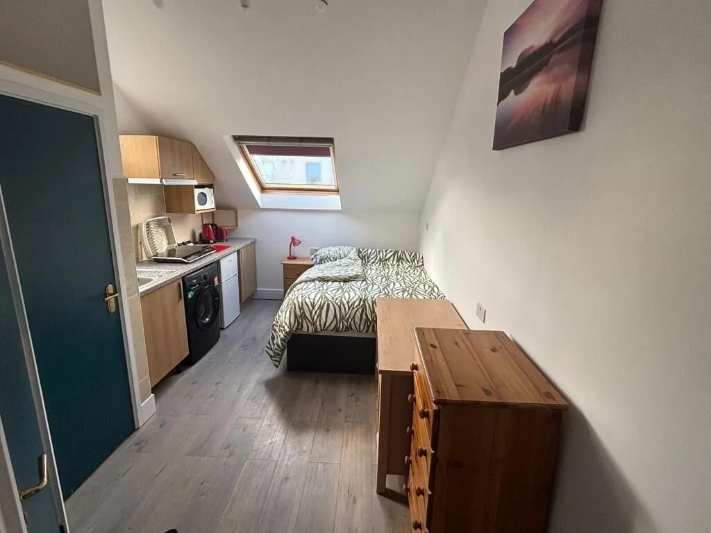 Studio flat for rent