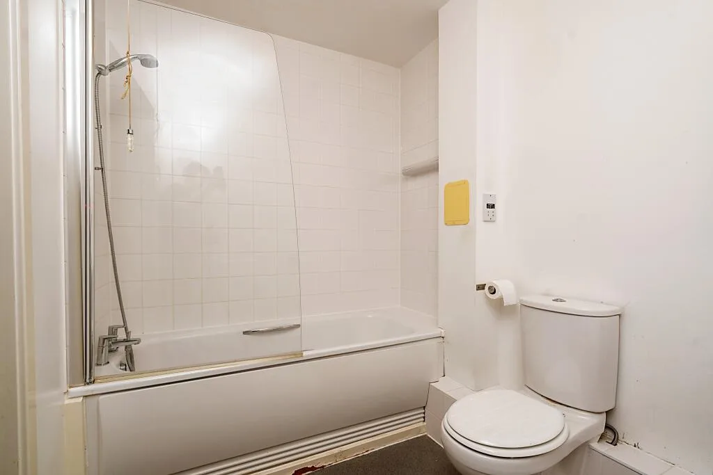 2 bedroom house for rent