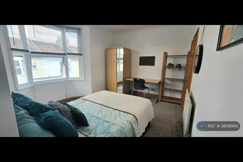 4 bedroom terraced house for rent