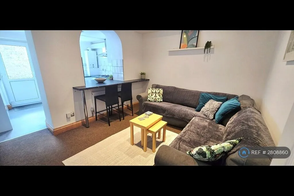 4 bedroom terraced house for rent