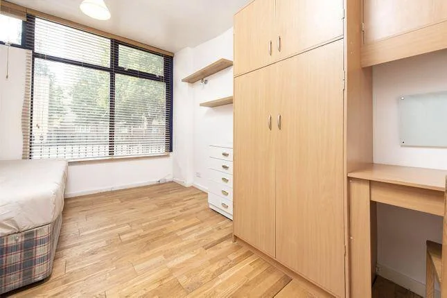 2 bedroom house for rent