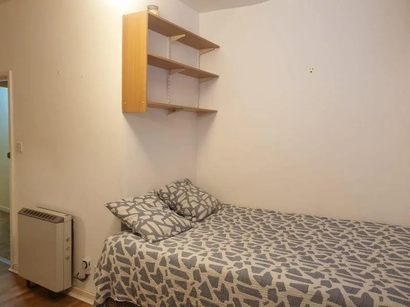 2 bedroom house for rent