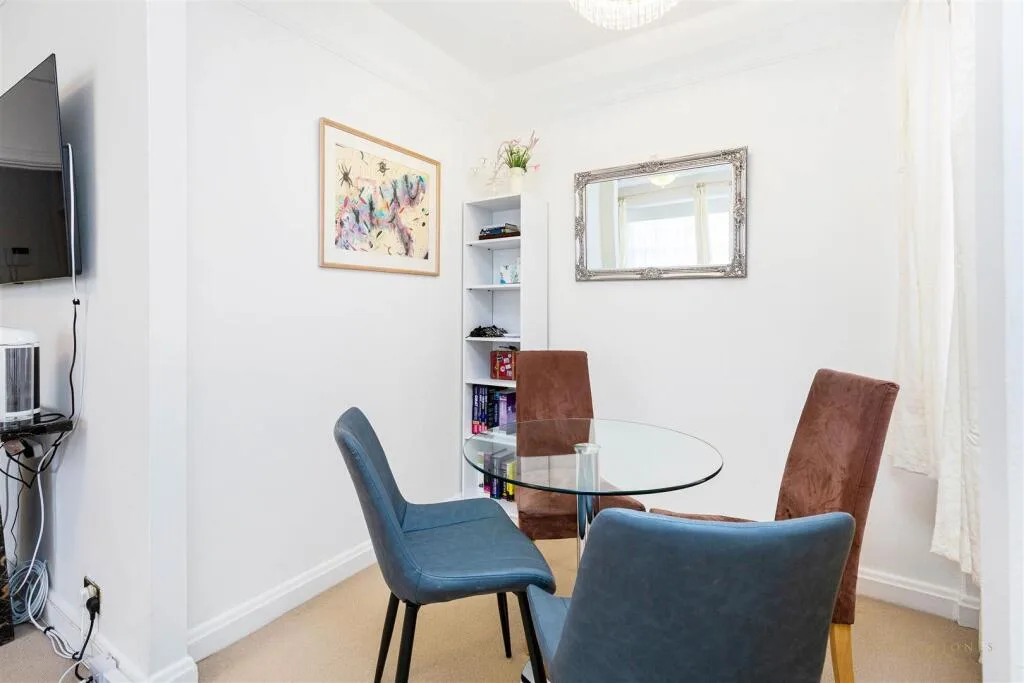 Studio apartment for rent