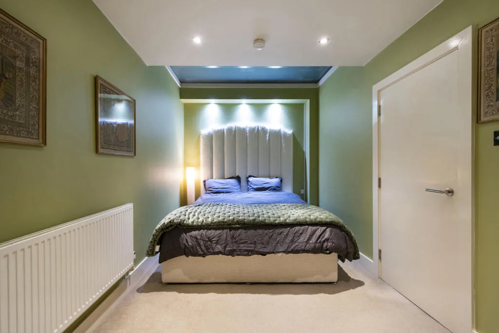 2 bedroom maisonette for rent