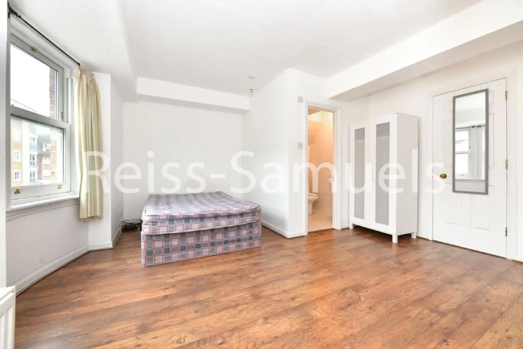 5 bedroom town house for rent