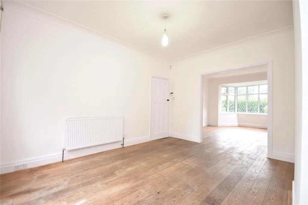 3 bedroom semi-detached house for rent