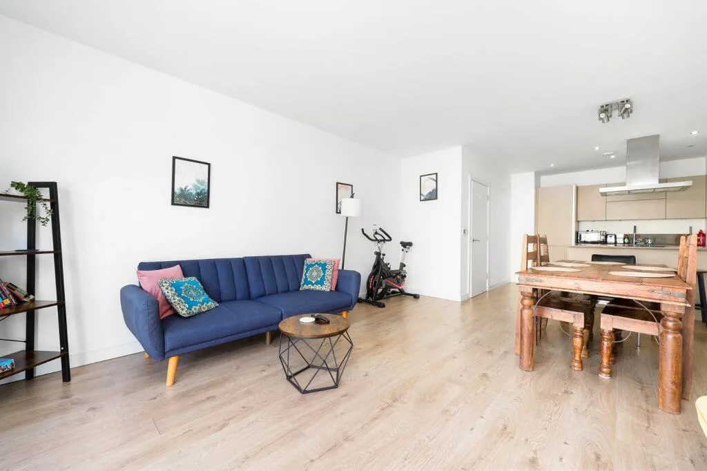 3 bedroom flat for rent