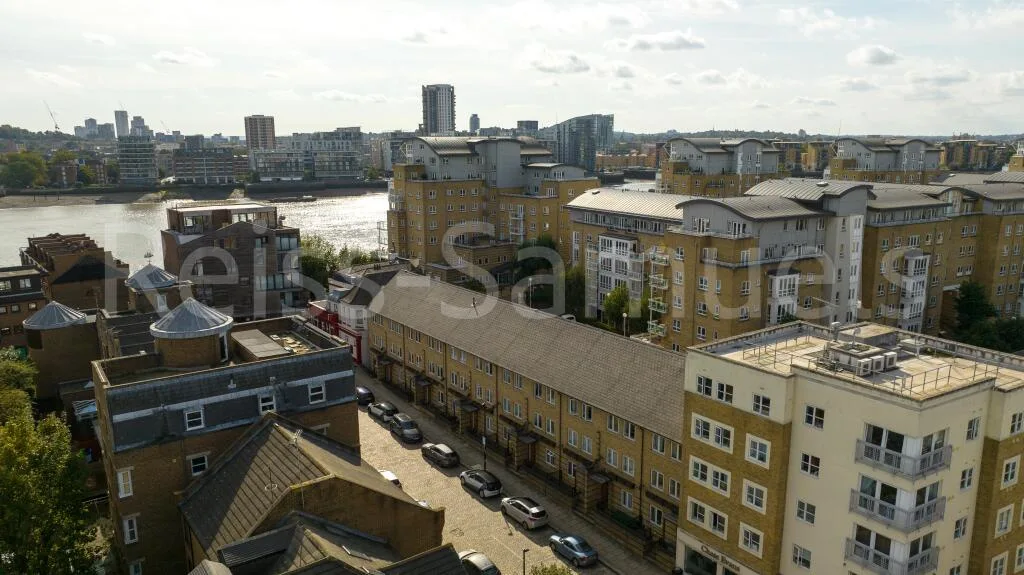 5 bedroom town house for rent