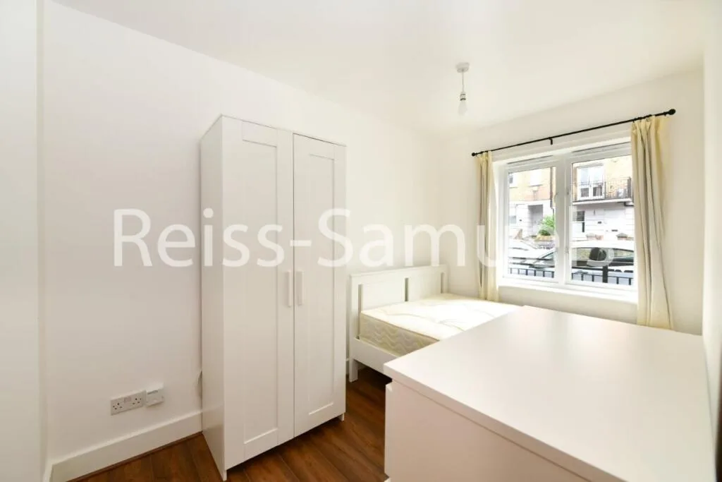 5 bedroom town house for rent