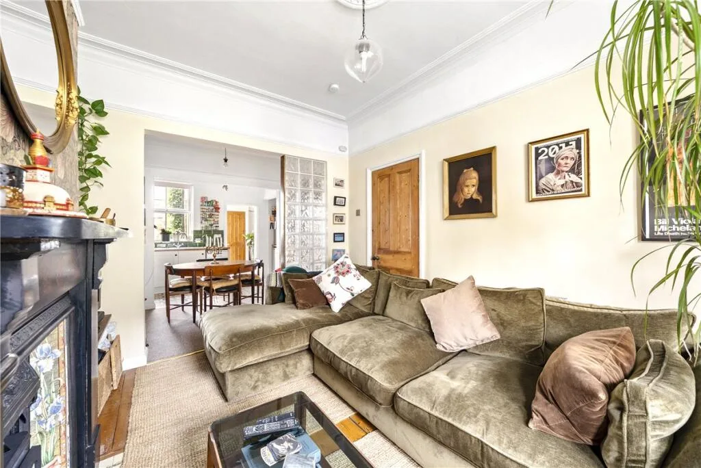 2 bedroom terraced house for rent