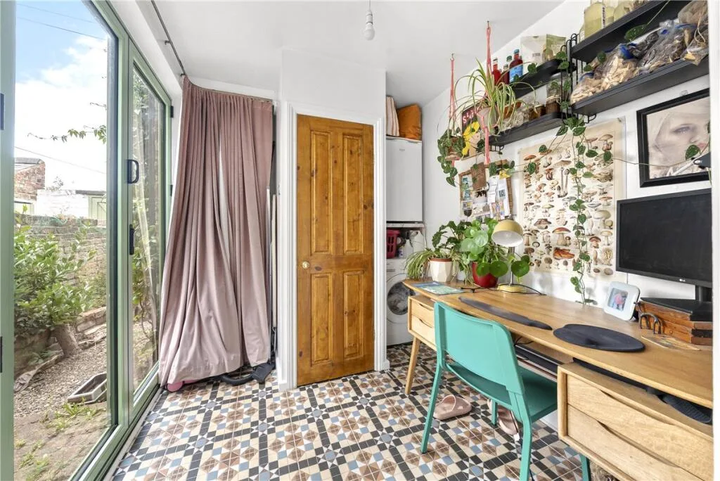 2 bedroom terraced house for rent