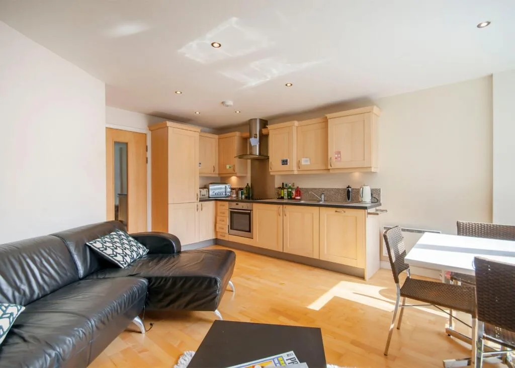 2 bedroom apartment for rent