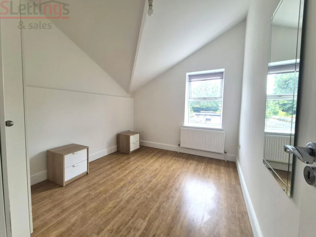 2 bedroom flat for rent