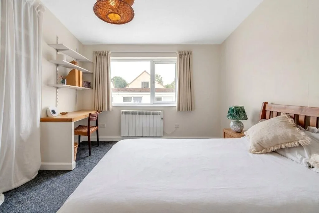5 bedroom detached house for rent