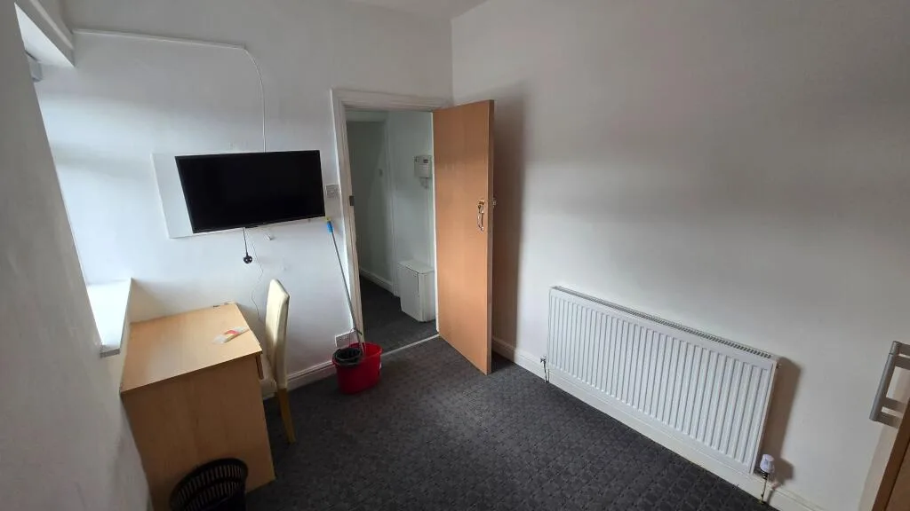 4 bedroom flat for rent