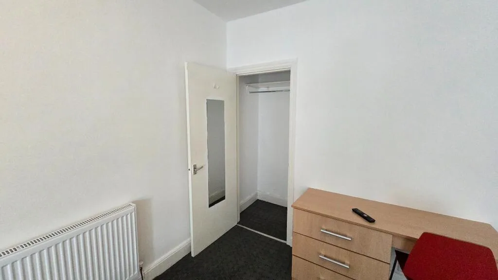 4 bedroom flat for rent