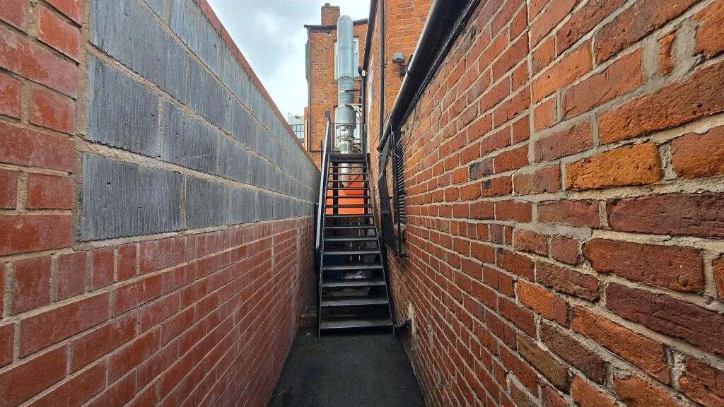 4 bedroom flat for rent