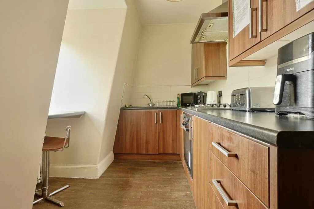 1 bedroom detached house for rent