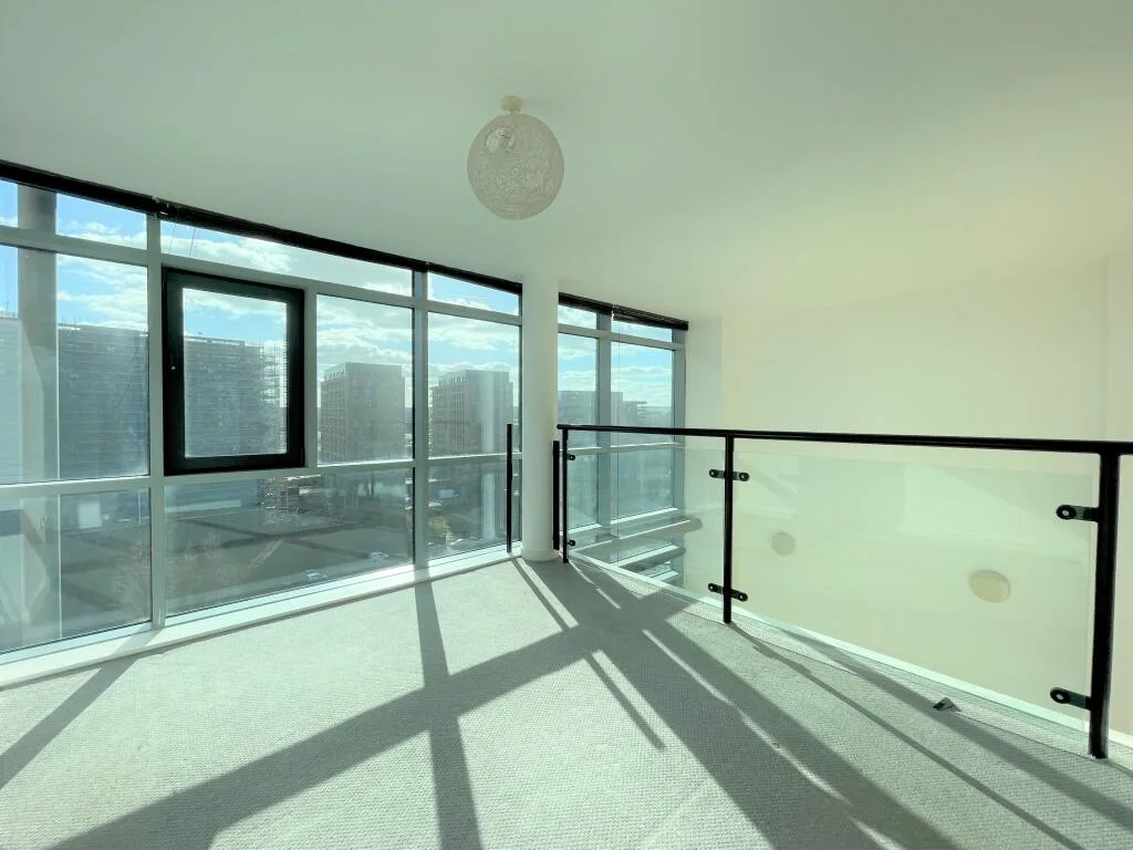 2 bedroom penthouse for rent