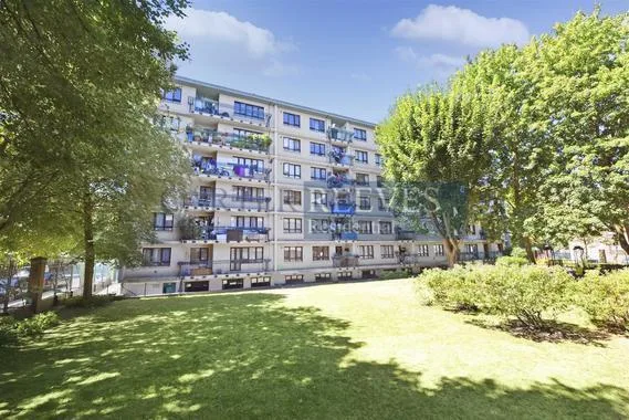 4 bedroom flat for rent