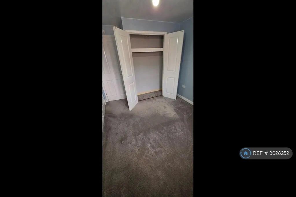 3 bedroom semi-detached house for rent