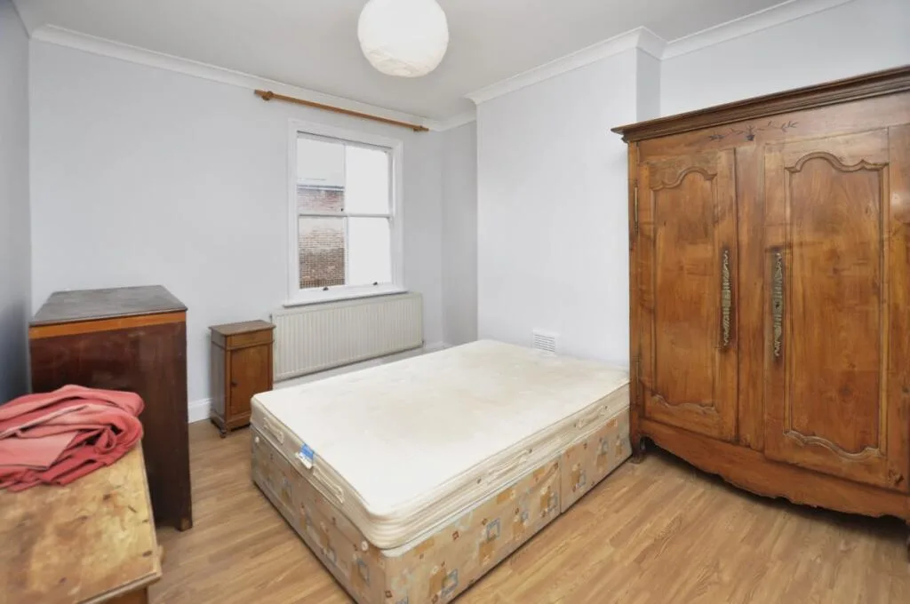 3 bedroom flat for rent