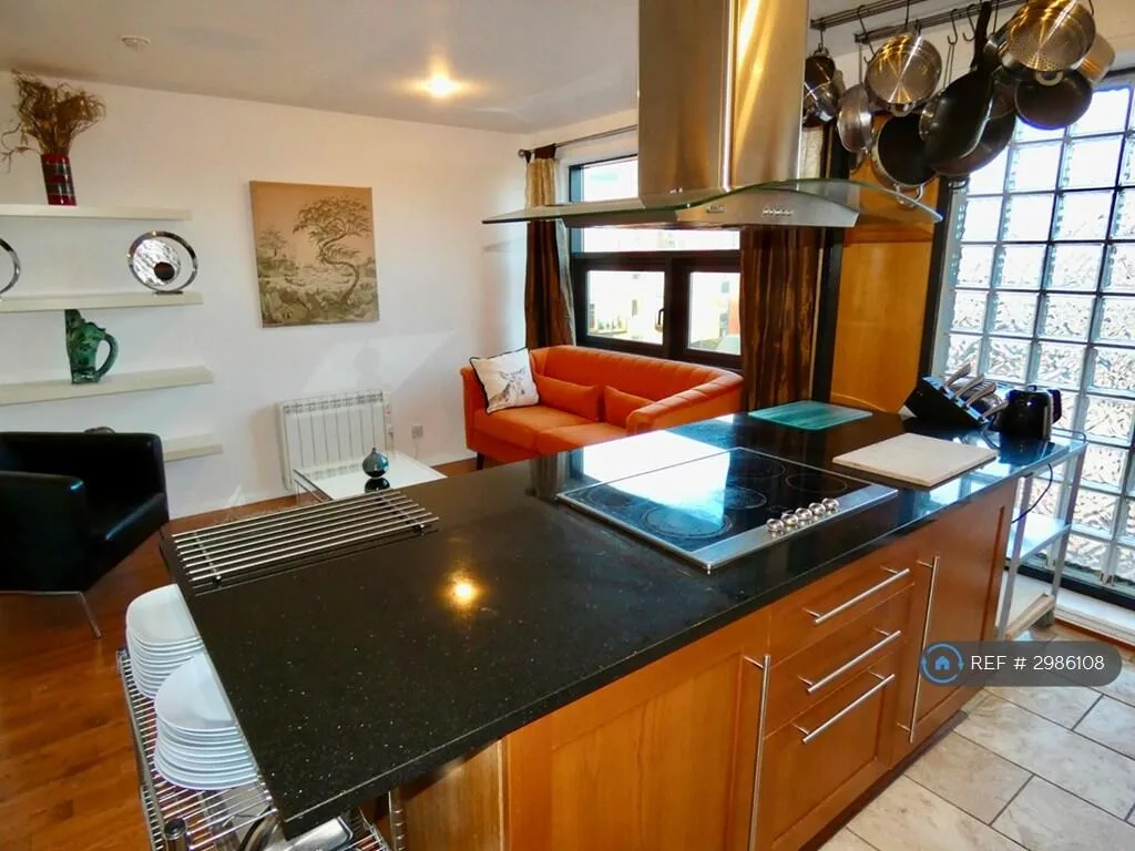3 bedroom penthouse for rent