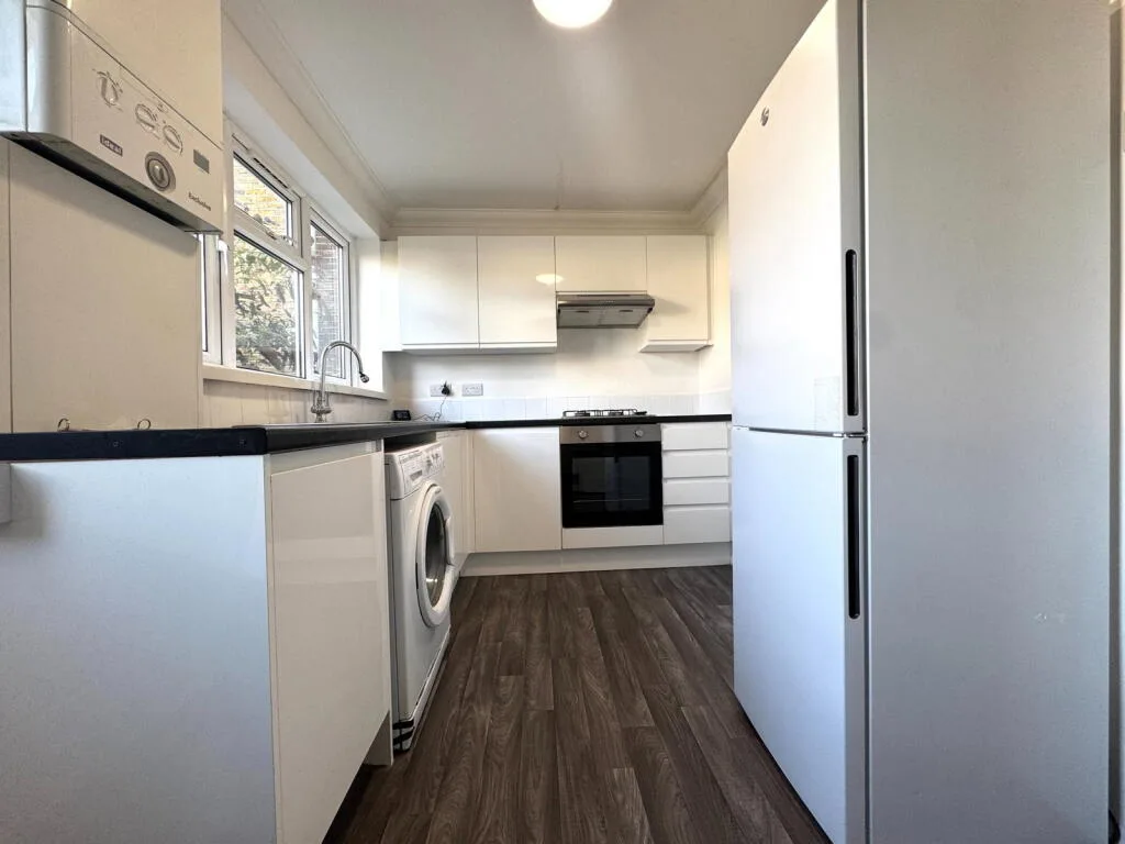 1 bedroom ground floor flat for rent