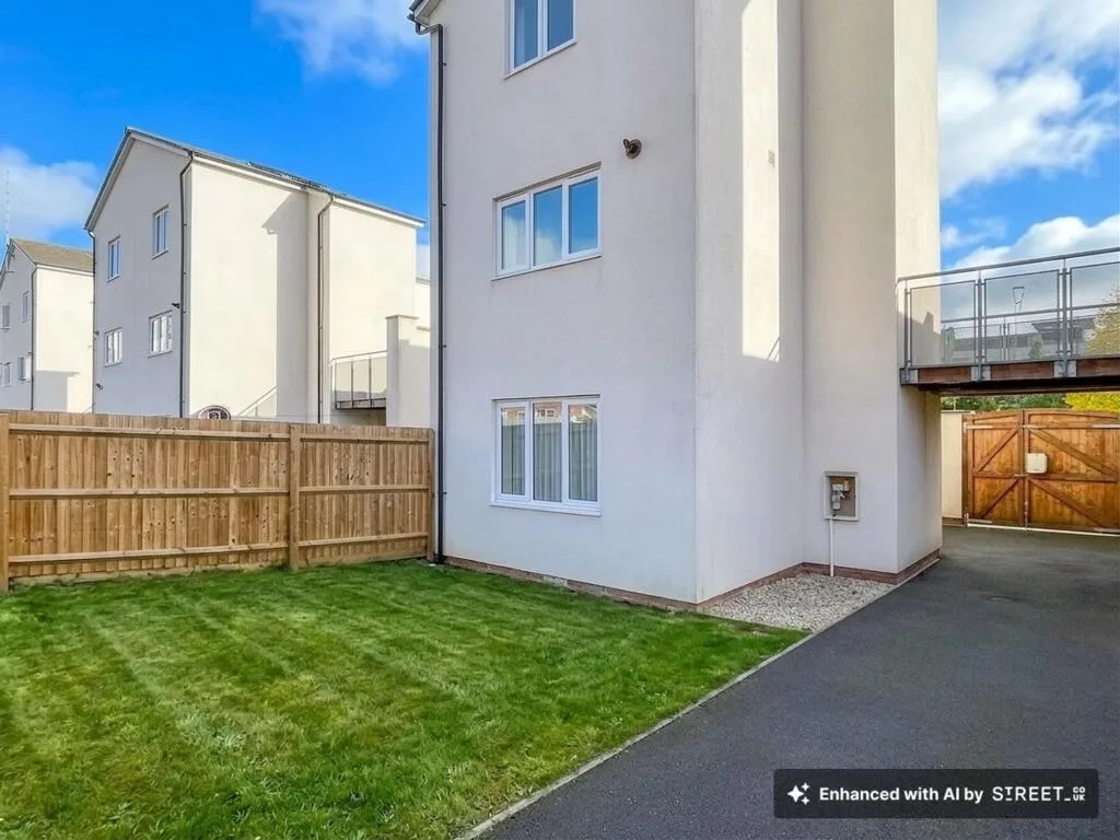 3 bedroom detached house for rent