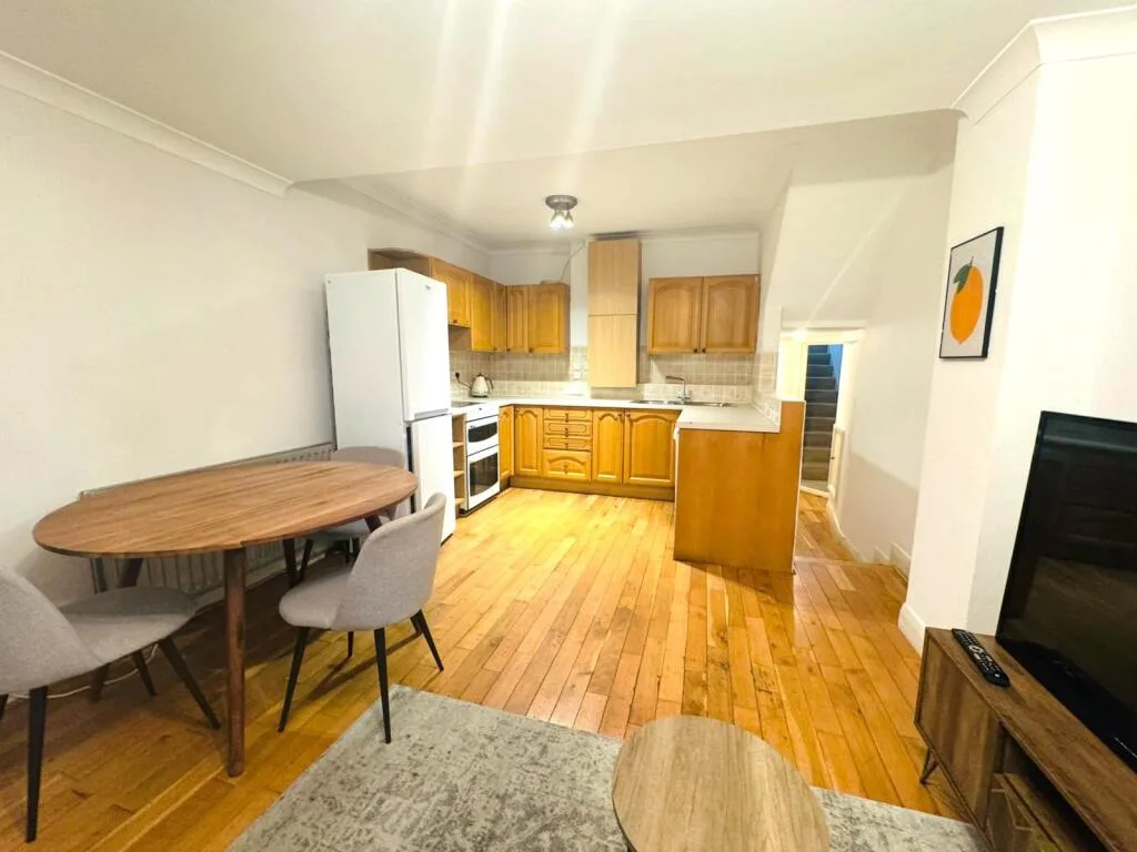 2 bedroom apartment for rent