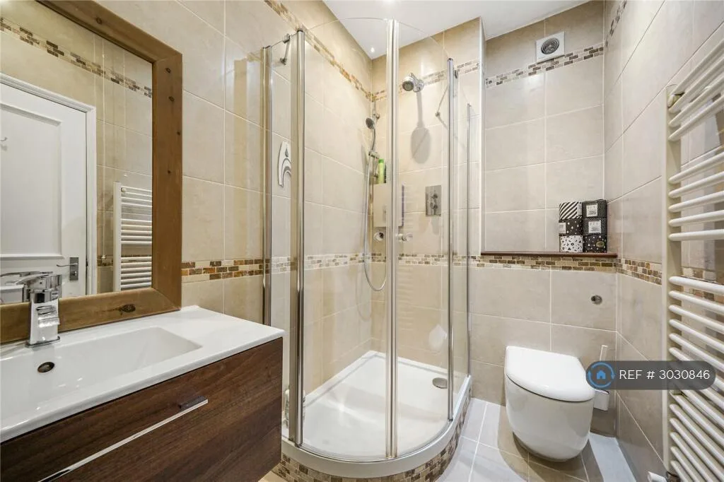 3 bedroom flat for rent