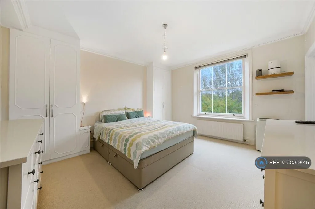 3 bedroom flat for rent