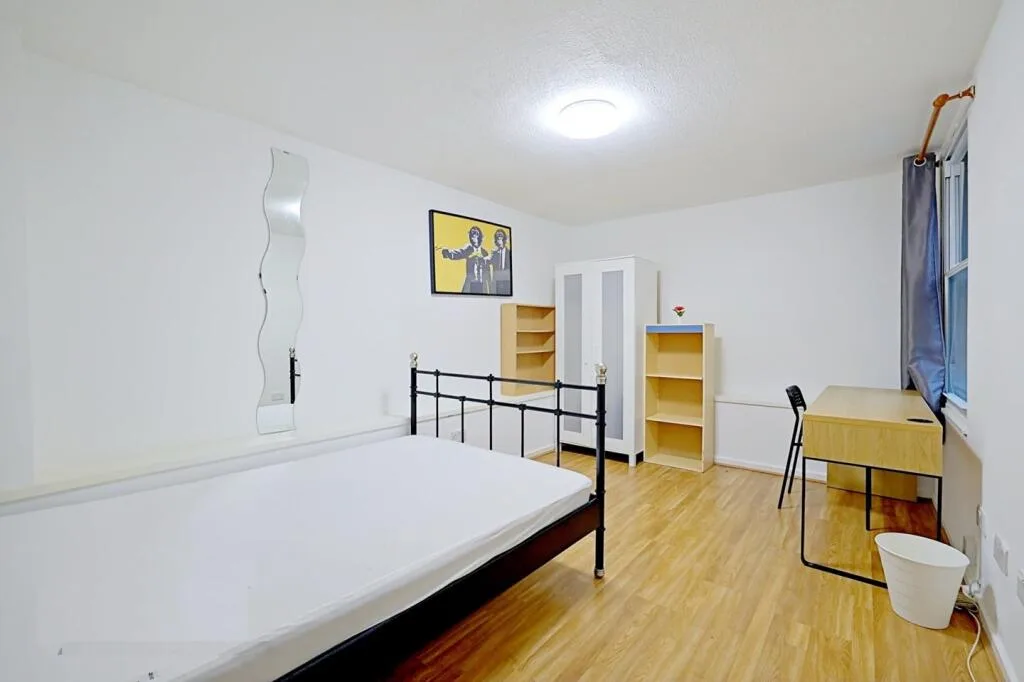 4 bedroom maisonette for rent