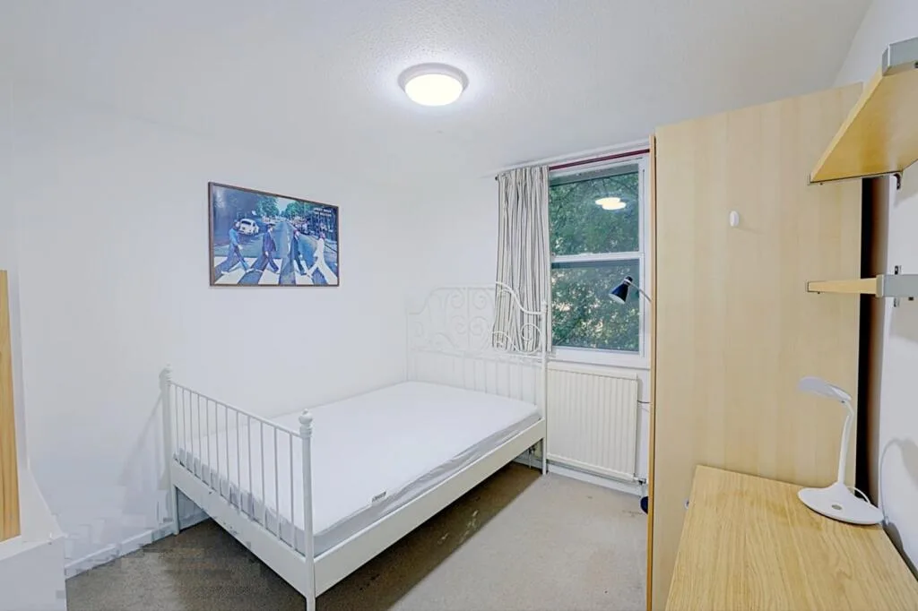 4 bedroom maisonette for rent