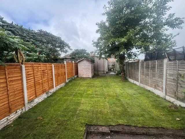 3 bedroom semi-detached house for rent