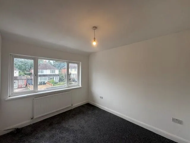 3 bedroom semi-detached house for rent