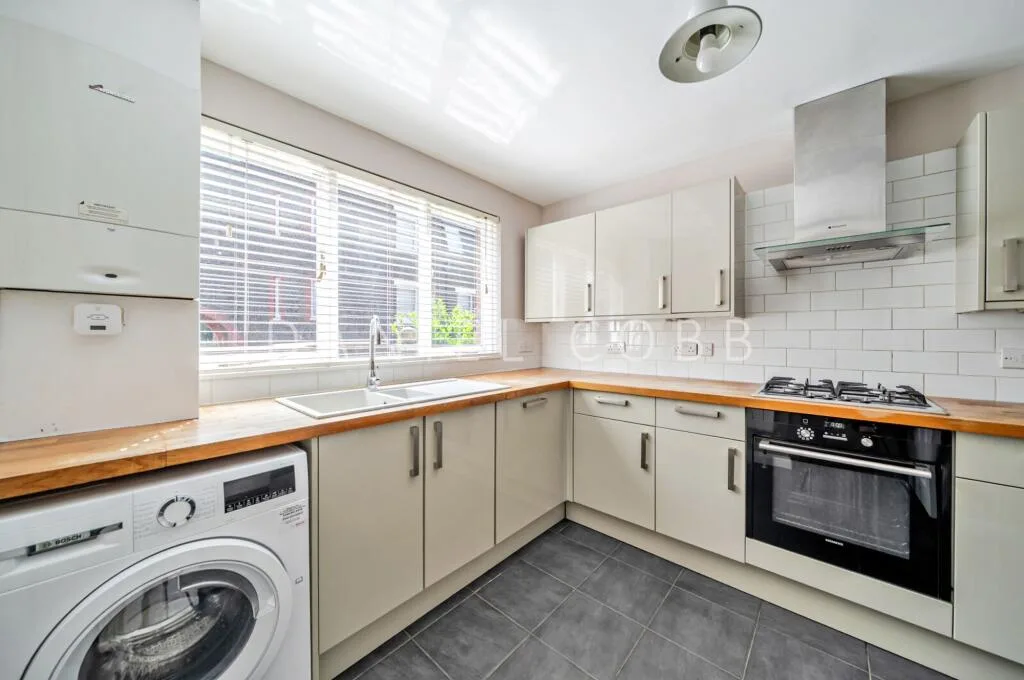 3 bedroom terraced house for rent