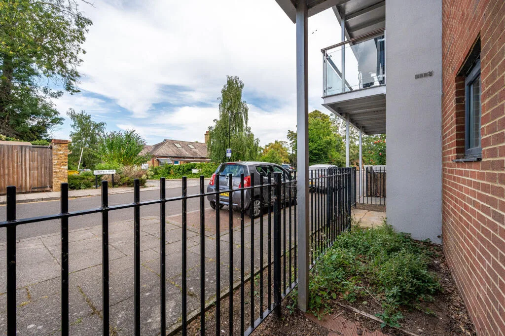 2 bedroom flat for rent
