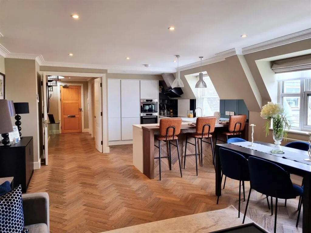 3 bedroom apartment for rent