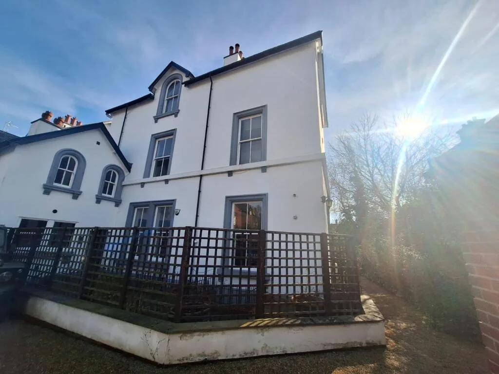 2 bedroom apartment for rent